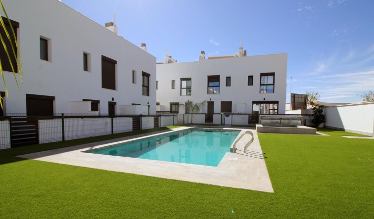 Obra nueva - Villa - Pilar de la Horadada - parque Andromeda