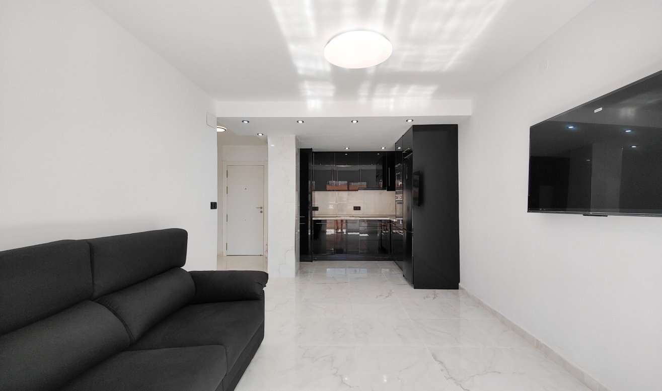 Resale - Apartment / flat - Orihuela Costa