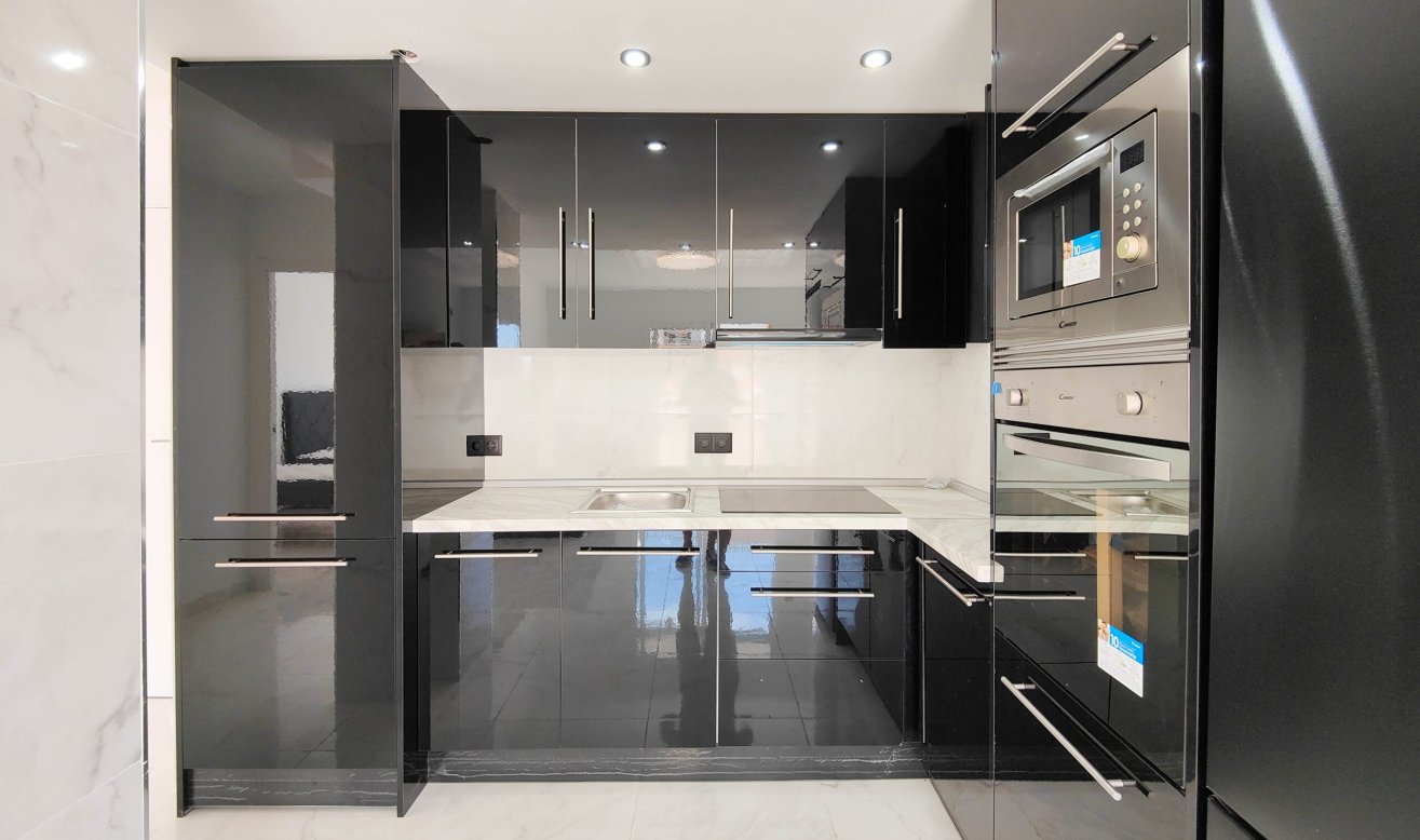 Resale - Apartment / flat - Orihuela Costa