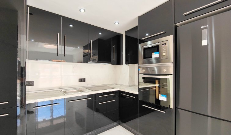 Resale - Apartment / flat - Orihuela Costa