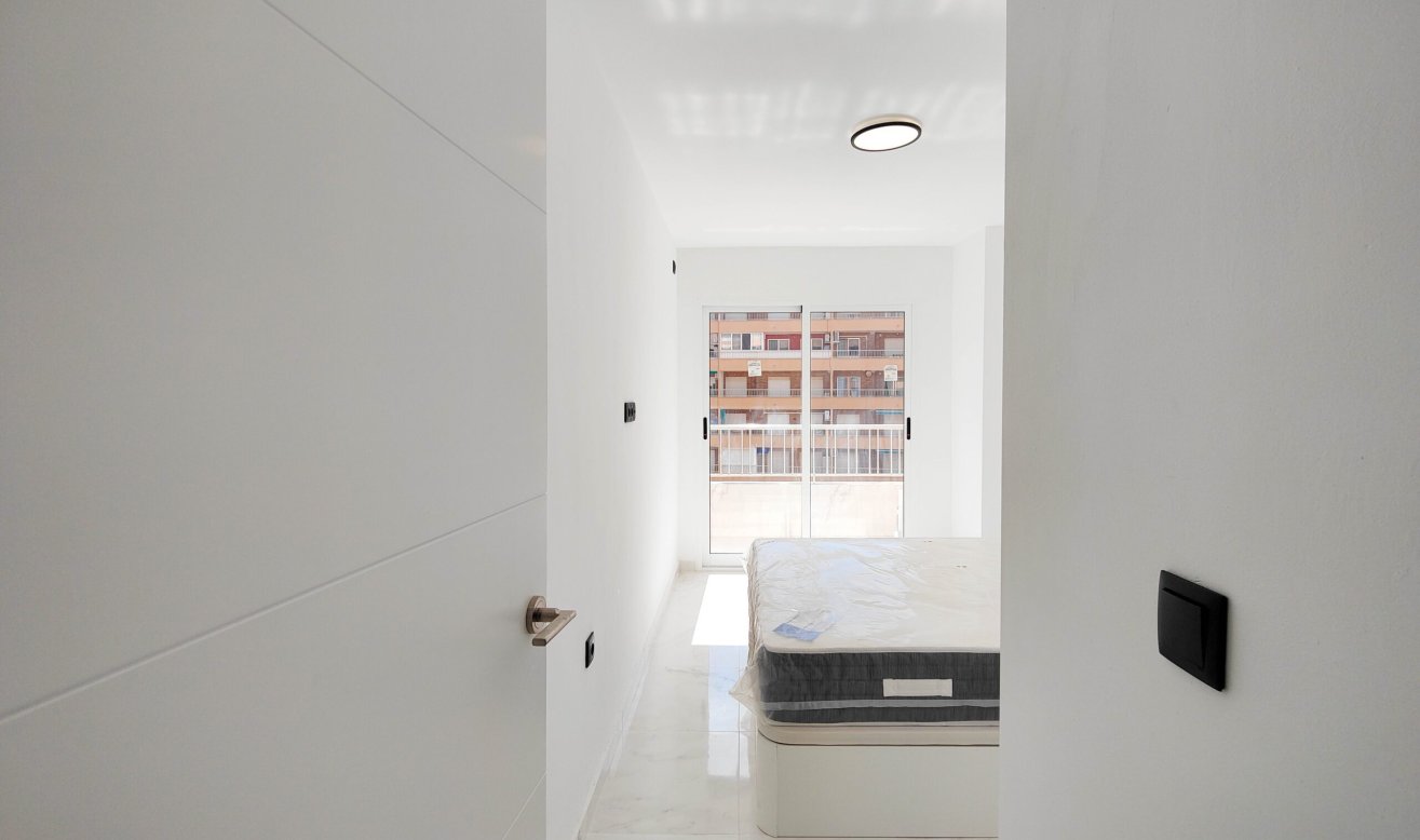 Resale - Apartment / flat - Orihuela Costa