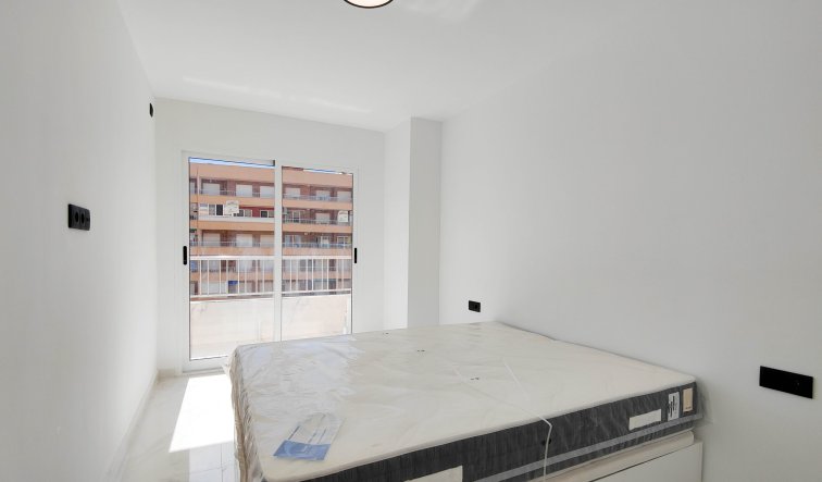 Resale - Apartment / flat - Orihuela Costa