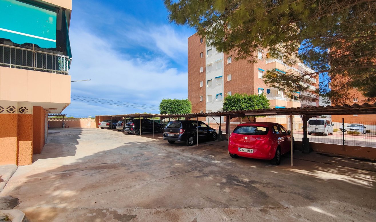 Resale - Apartment / flat - Orihuela Costa
