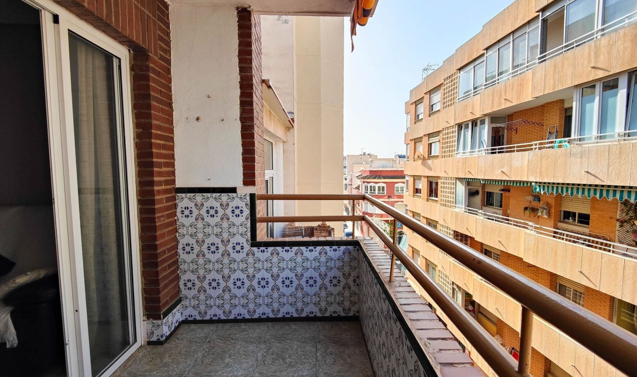 Reventa - Apartamento / piso - Torrevieja