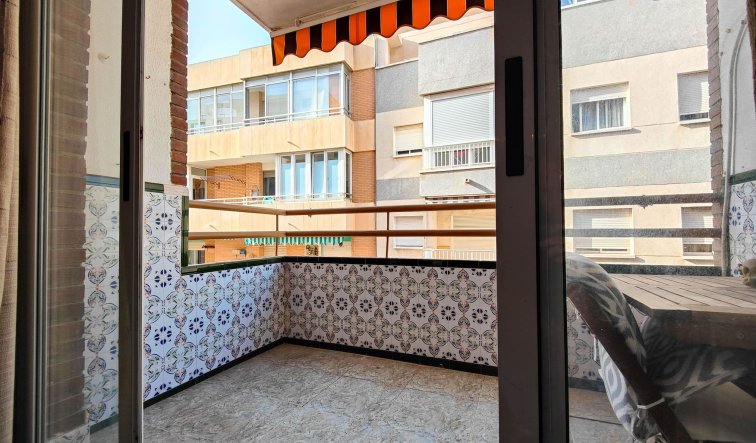 Reventa - Apartamento / piso - Torrevieja