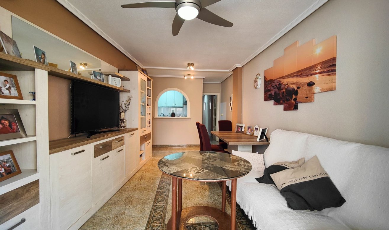 Reventa - Apartamento / piso - Torrevieja