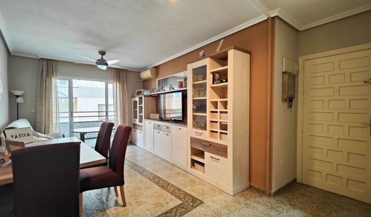 Reventa - Apartamento / piso - Torrevieja