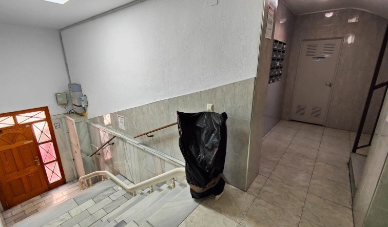 Reventa - Apartamento / piso - Torrevieja