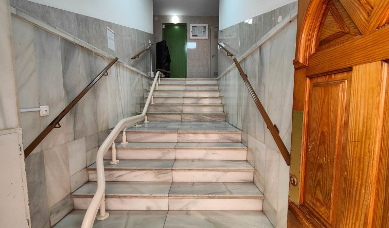Reventa - Apartamento / piso - Torrevieja