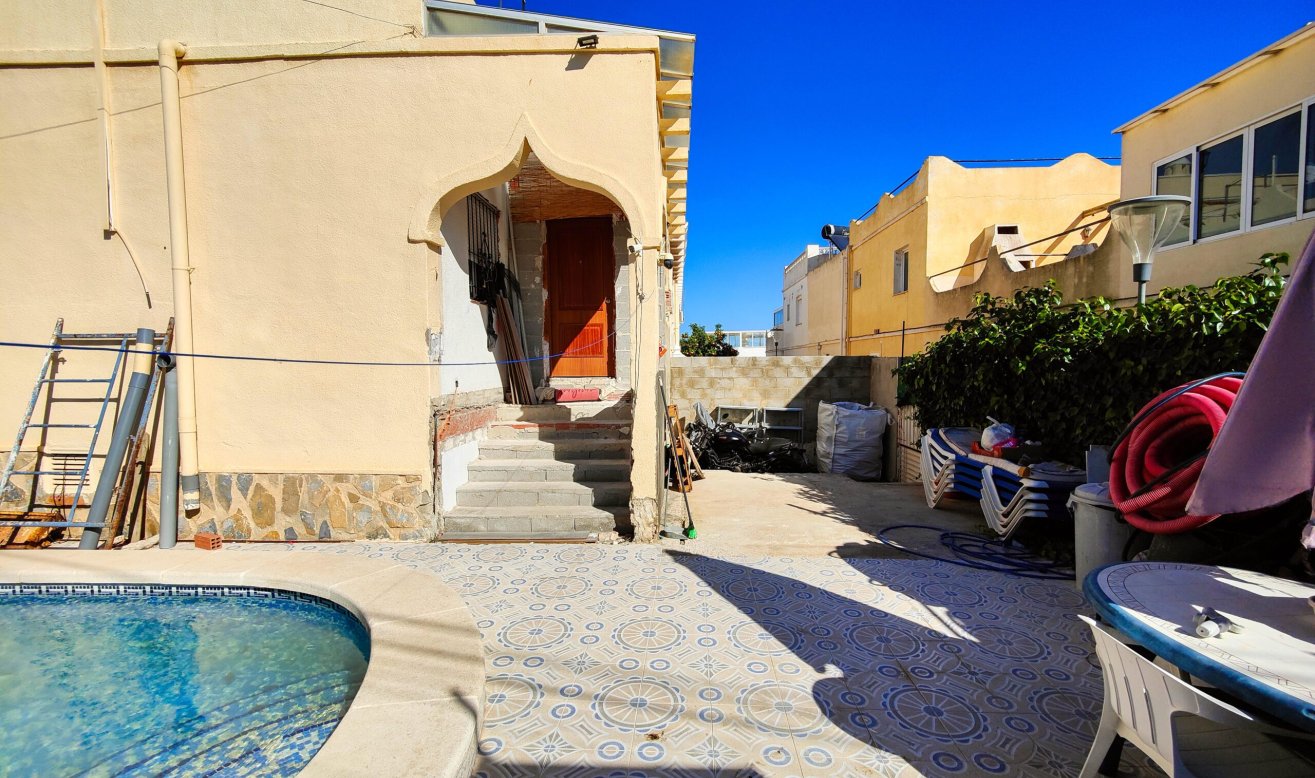 Resale - Semi detached - San Miguel de Salinas