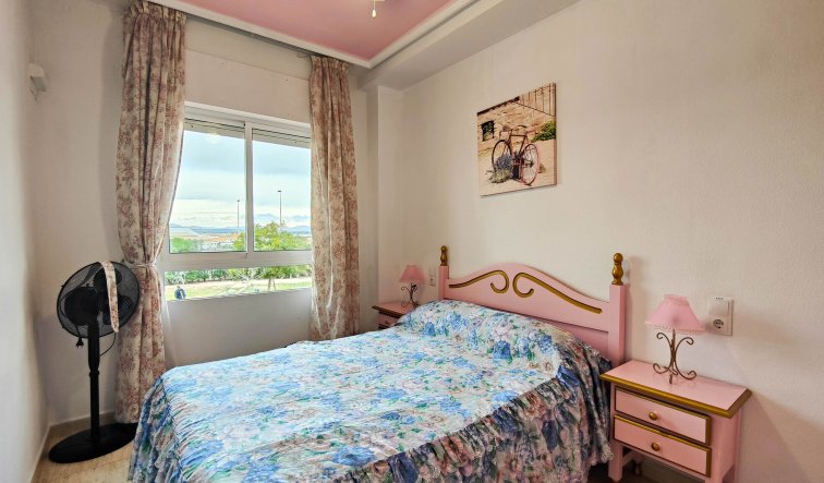 Resale - Apartment / flat - Torrevieja