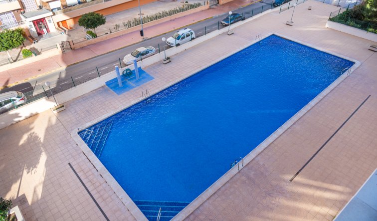 Resale - Apartment / flat - Orihuela Costa