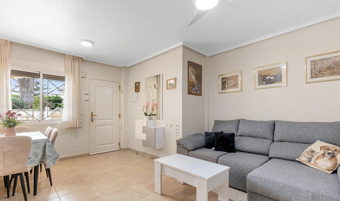 Reventa - Bungalow - Torrevieja - Aguas Nuevas