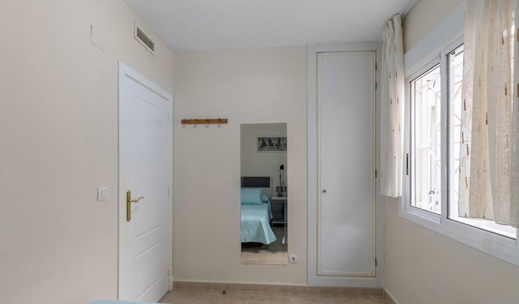 Reventa - Bungalow - Torrevieja - Aguas Nuevas