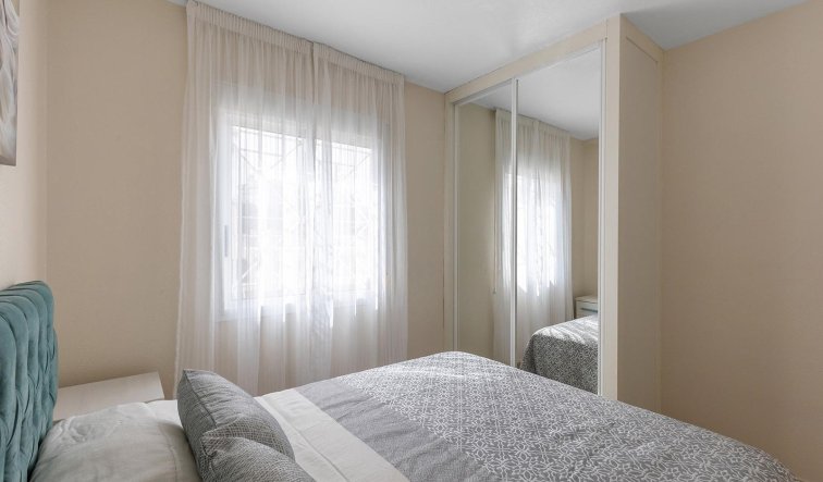 Reventa - Bungalow - Torrevieja - Aguas Nuevas