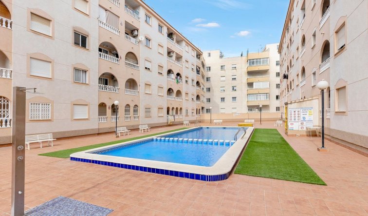 Reventa - Apartamento / piso - Torrevieja - Estacion de autobuses