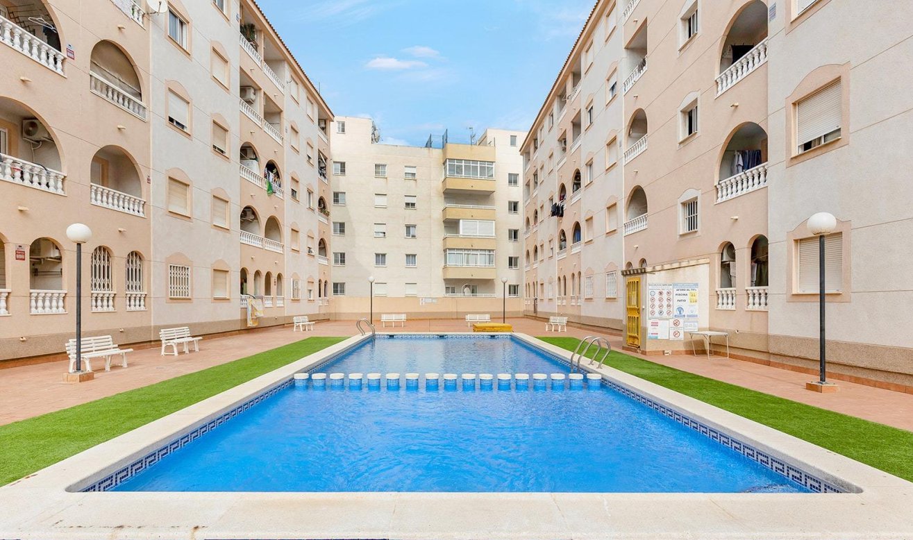 Reventa - Apartamento / piso - Torrevieja - Estacion de autobuses