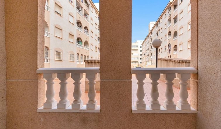 Reventa - Apartamento / piso - Torrevieja - Estacion de autobuses