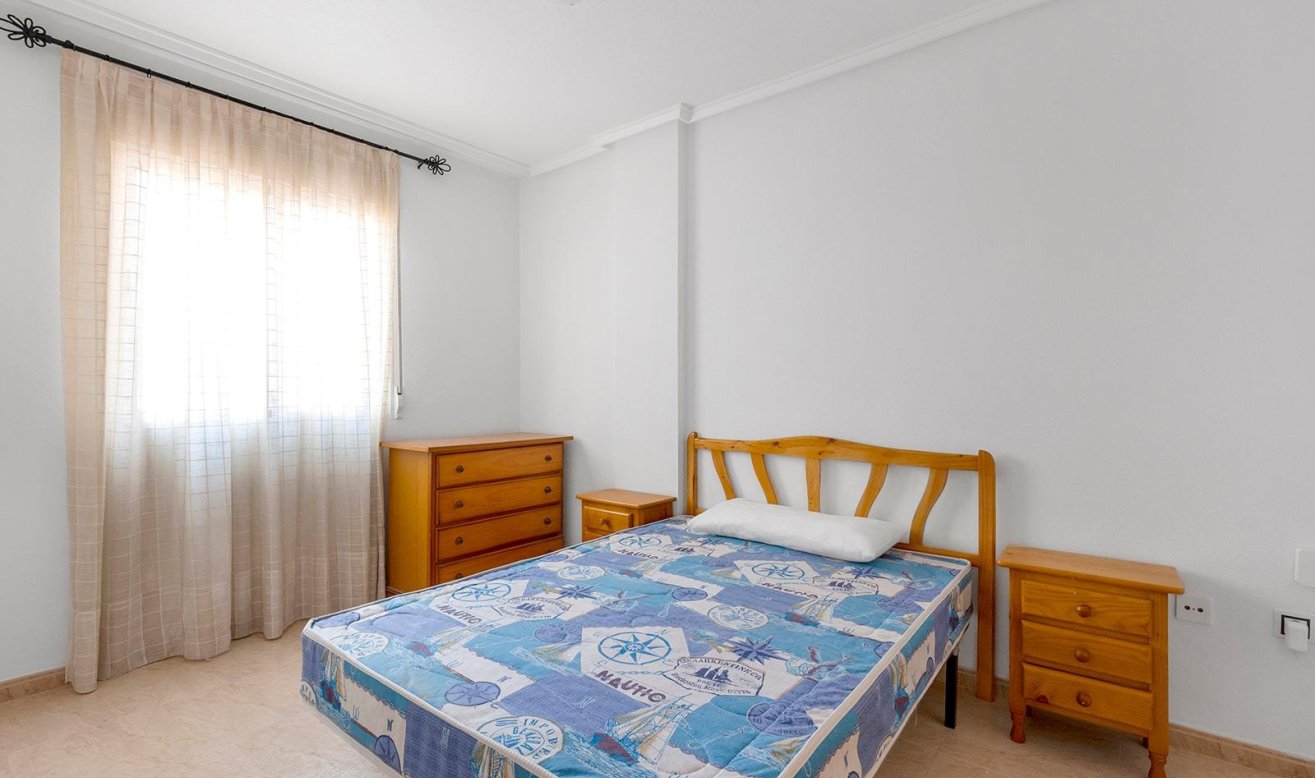 Reventa - Apartamento / piso - Torrevieja - Estacion de autobuses