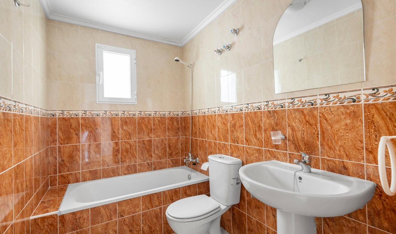 Reventa - Apartamento / piso - Torrevieja - Estacion de autobuses