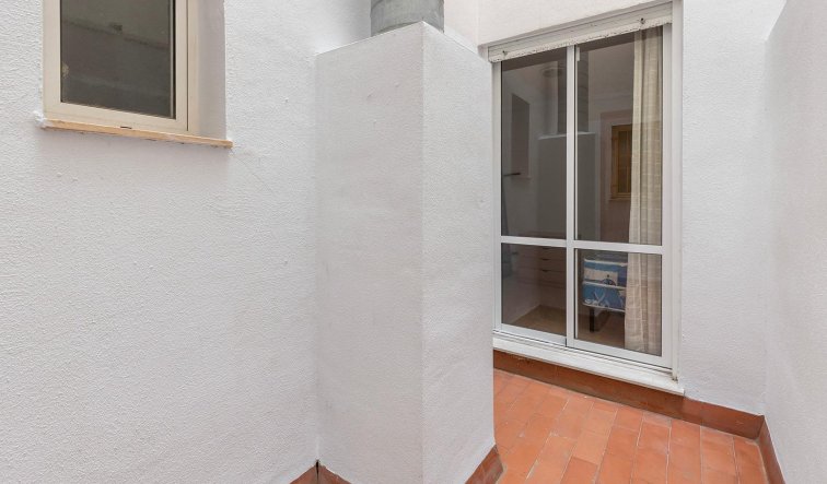 Reventa - Apartamento / piso - Torrevieja - Estacion de autobuses