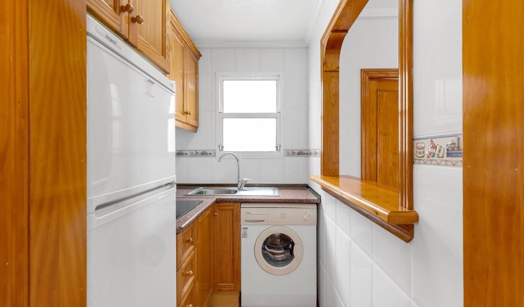 Reventa - Apartamento / piso - Torrevieja - Estacion de autobuses