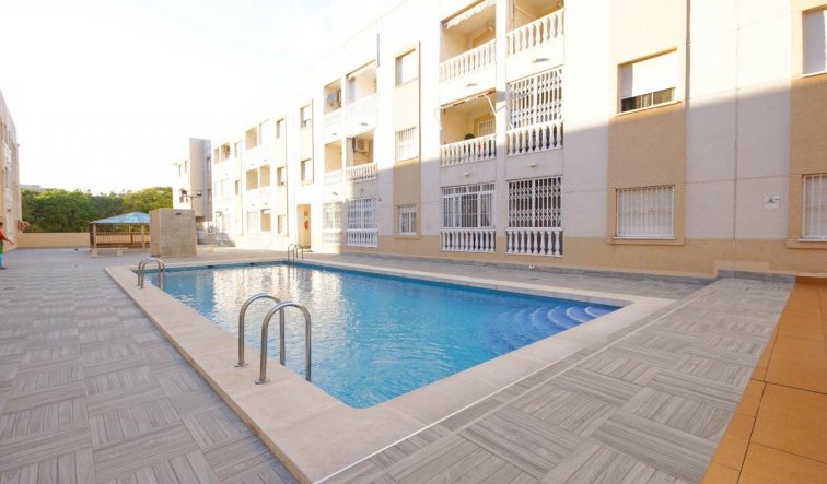 Reventa - Apartamento / piso - Torrevieja - Estacion de autobuses