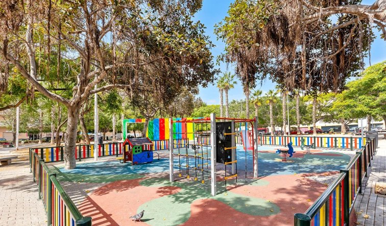 Reventa - Apartamento / piso - Torrevieja - Estacion de autobuses