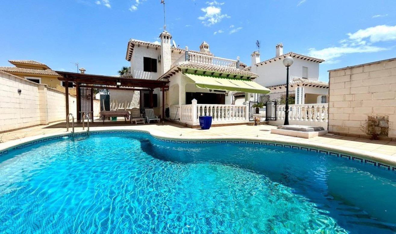 Reventa - Villa - Orihuela Costa - La Zenia