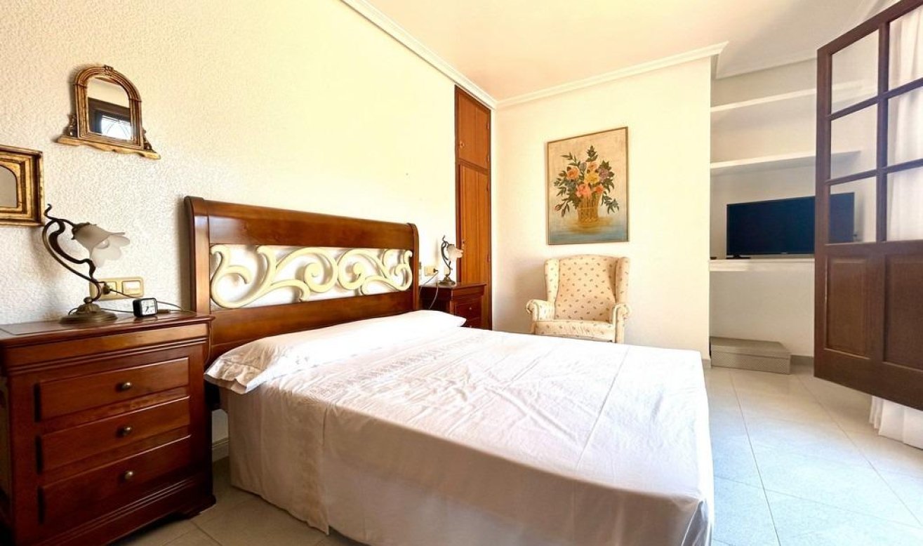 Reventa - Villa - Orihuela Costa - La Zenia