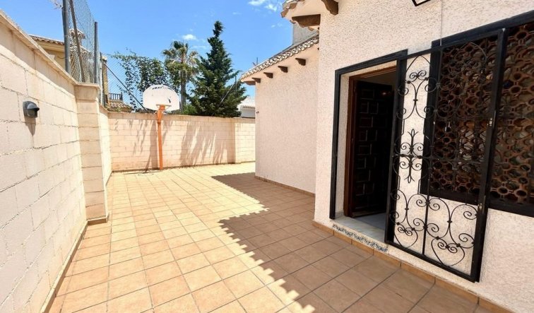 Reventa - Villa - Orihuela Costa - La Zenia