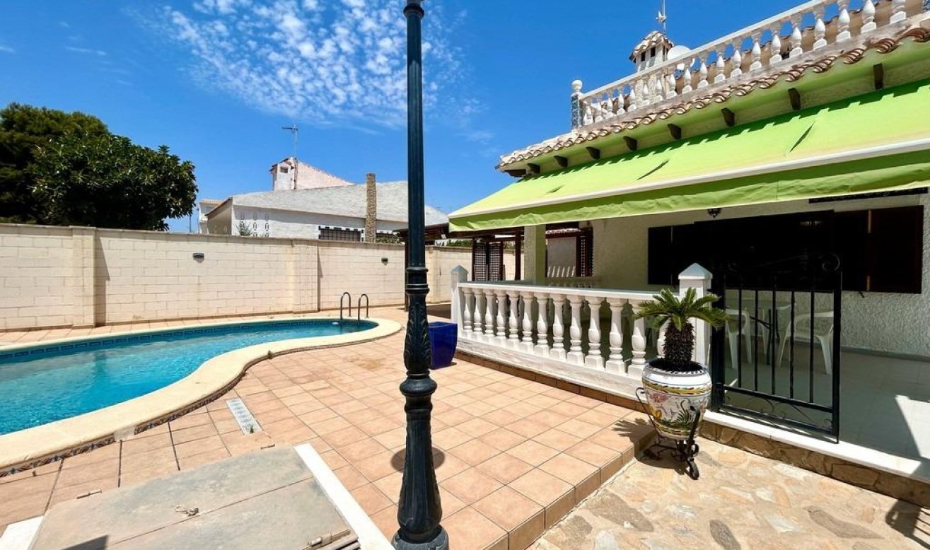 Reventa - Villa - Orihuela Costa - La Zenia