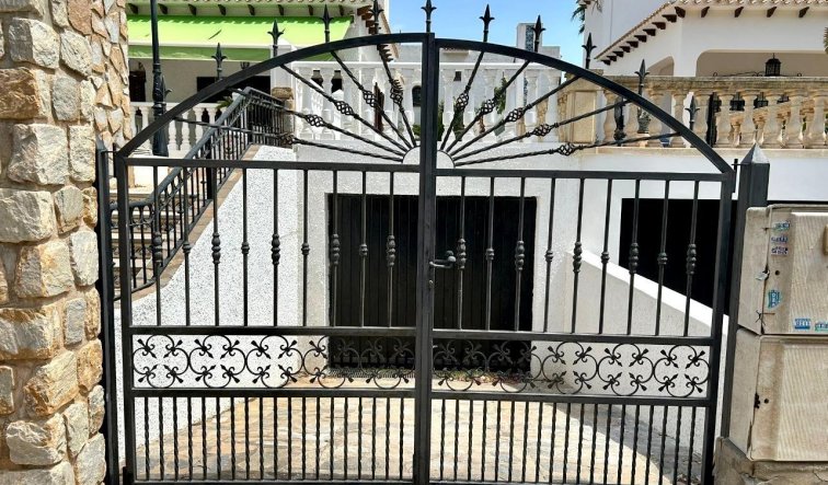 Reventa - Villa - Orihuela Costa - La Zenia