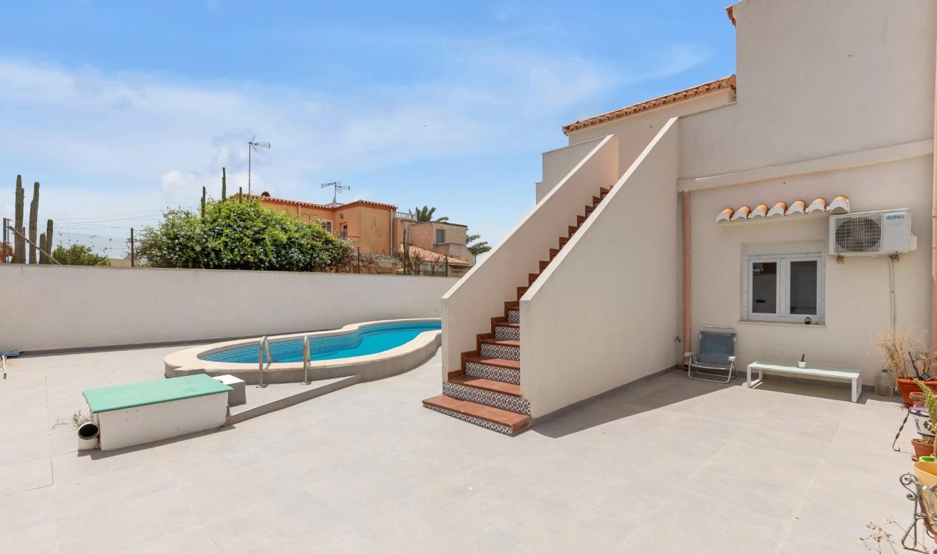 Reventa - Villa - Torrevieja - Torreta florida