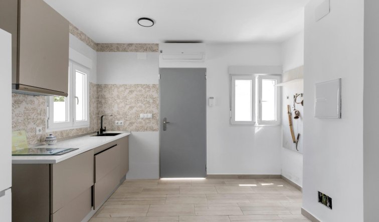 Reventa - Villa - Torrevieja - Torreta florida