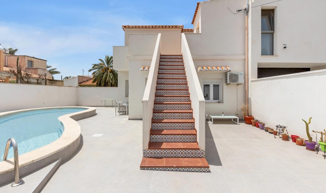 Reventa - Villa - Torrevieja - Torreta florida
