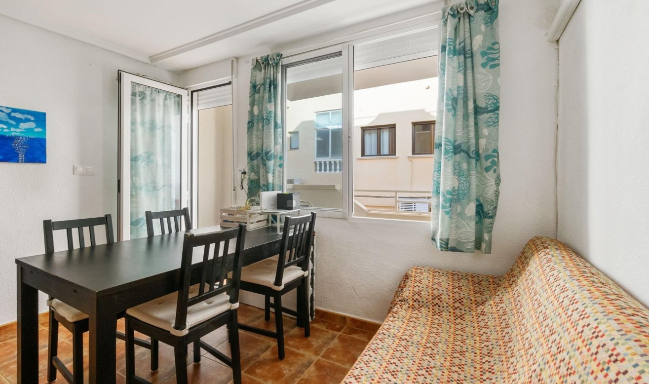 Reventa - Apartamento / piso - Torrevieja - La Mata