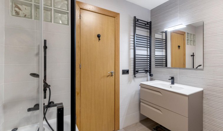 Reventa - Flat - Torrevieja - Playa del cura