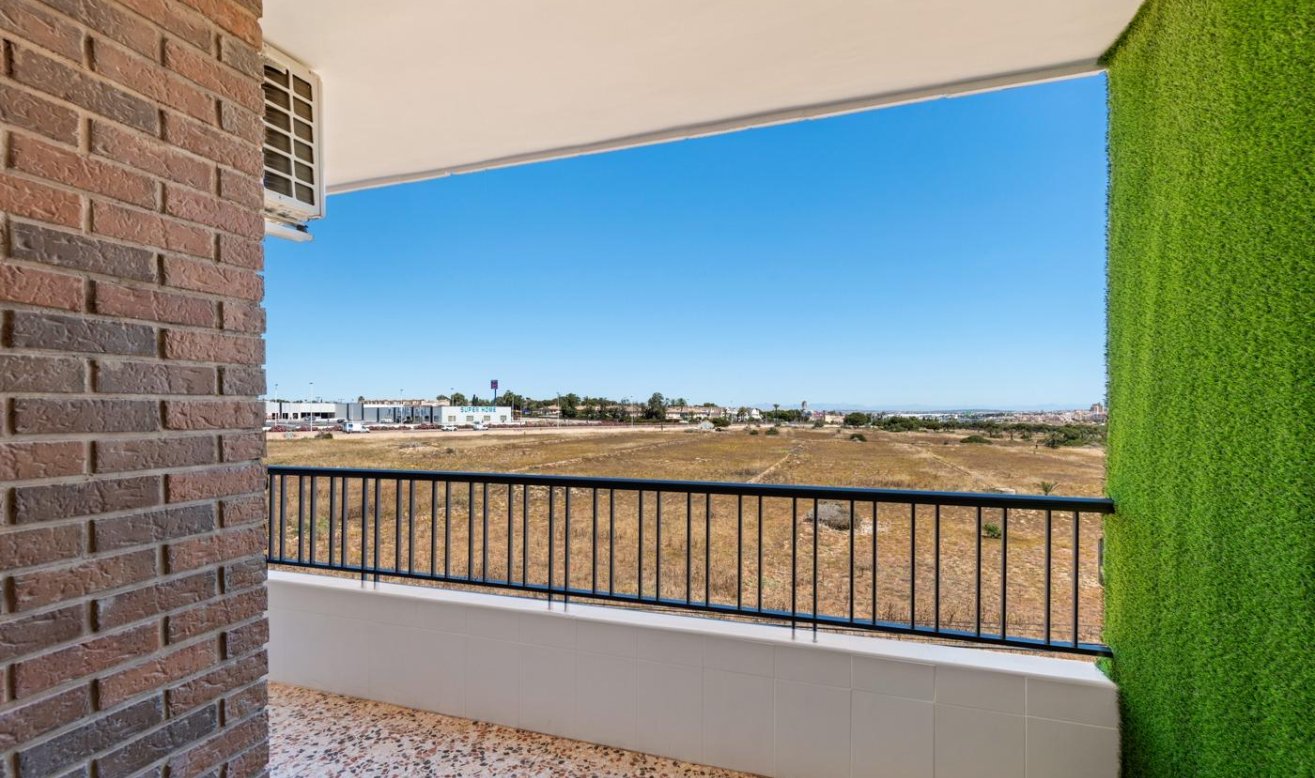 Reventa - Apartamento / piso - Torrevieja - Punta prima