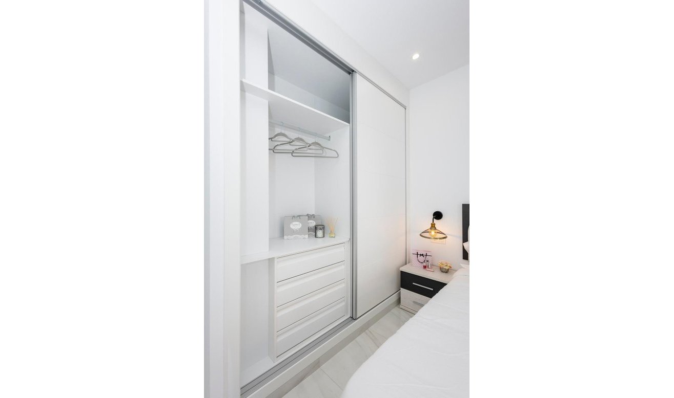 Obra nueva - Apartamento / piso - Jacarilla - pueblo