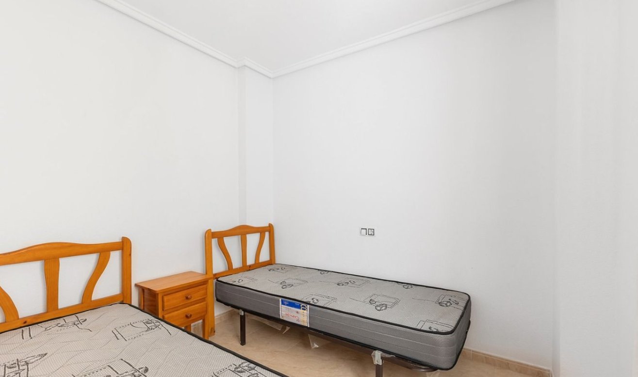 Reventa - Apartamento / piso - Torrevieja - El molino