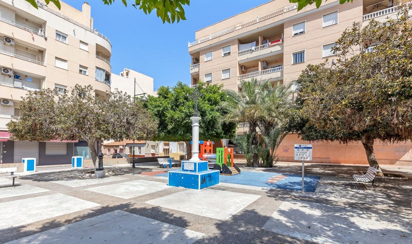 Reventa - Apartamento / piso - Torrevieja - El molino