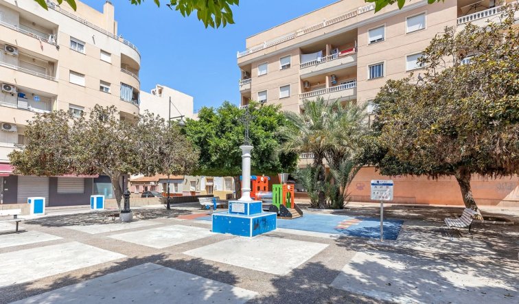 Reventa - Apartamento / piso - Torrevieja - El molino