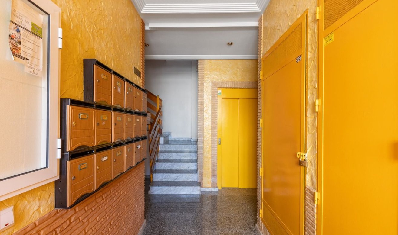 Reventa - Apartamento / piso - Torrevieja - El molino