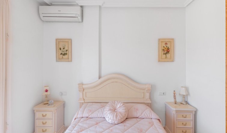 Reventa - Terraced house - Torrevieja - Aguas Nuevas