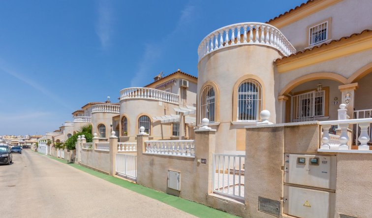 Reventa - Terraced house - Torrevieja - Aguas Nuevas