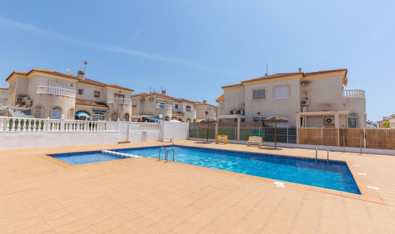 Reventa - Terraced house - Torrevieja - Aguas Nuevas