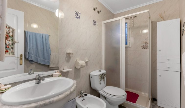 Reventa - Apartamento / piso - Torrevieja - Centro - Muelle Pesquero
