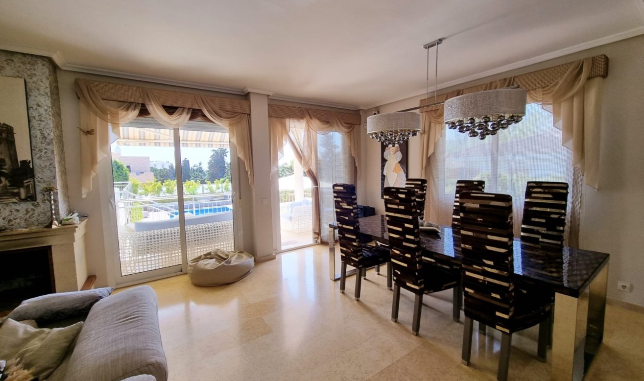 Reventa - Villa - Torrevieja - La Mata