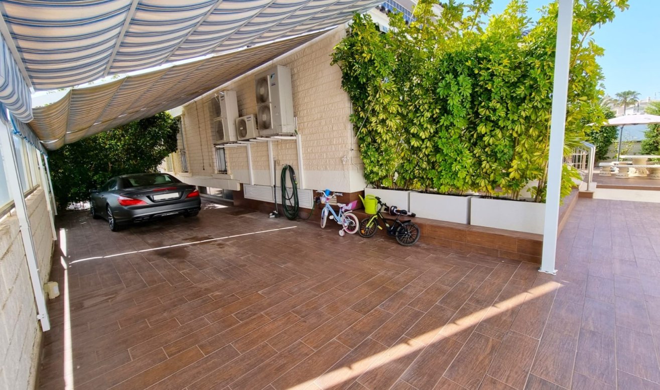 Reventa - Villa - Torrevieja - La Mata
